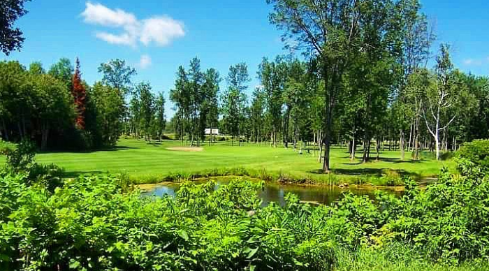 Affordable Golf & Luxury Events Venue. Great Location, 5 Minutes from ...